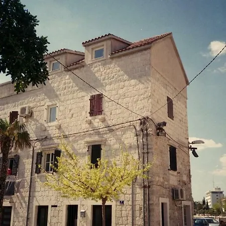 Apartament Studio Neli *